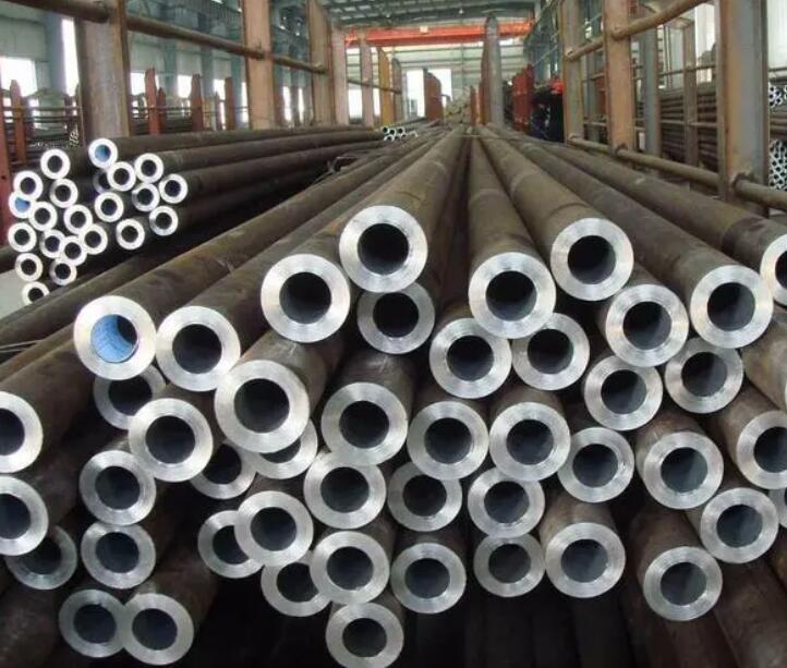 �ķ�̨��ѹ��¯��